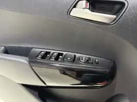 Kia Picanto (2022) thumbnail 38
