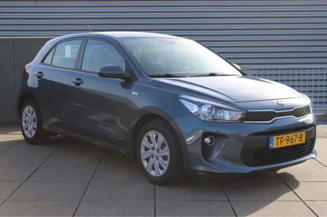 Kia Rio (2018) thumbnail 2