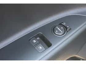 Kia Rio (2018) thumbnail 20