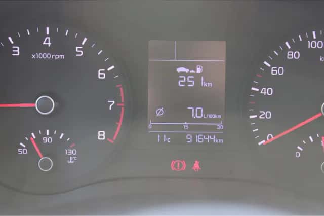 Kia Rio (2018) thumbnail 22