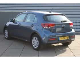 Kia Rio (2018) thumbnail 40
