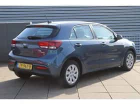 Kia Rio (2018) thumbnail 42