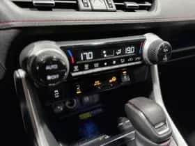 Toyota RAV4 (2025) thumbnail 13