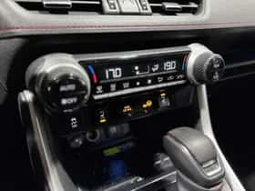 Toyota RAV4 (2025) thumbnail 36