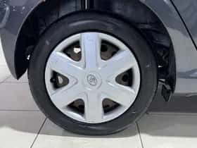Toyota Aygo (2011) thumbnail 27