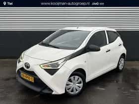 Toyota Aygo (2011) thumbnail 32