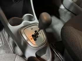 Toyota Aygo (2011) thumbnail 9