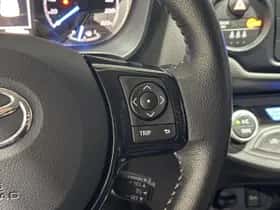 Toyota Yaris (2019) thumbnail 11