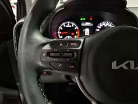 Kia Picanto (2023) thumbnail 34
