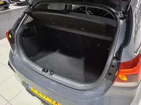 Kia Rio (2023) thumbnail 31