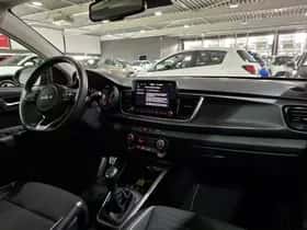 Kia Rio (2023) thumbnail 34