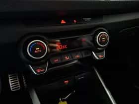 Kia Rio (2023) thumbnail 43