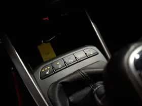 Kia Rio (2023) thumbnail 45