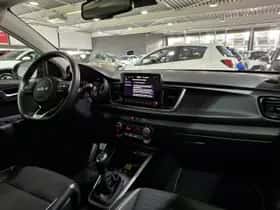 Kia Rio (2023) thumbnail 10