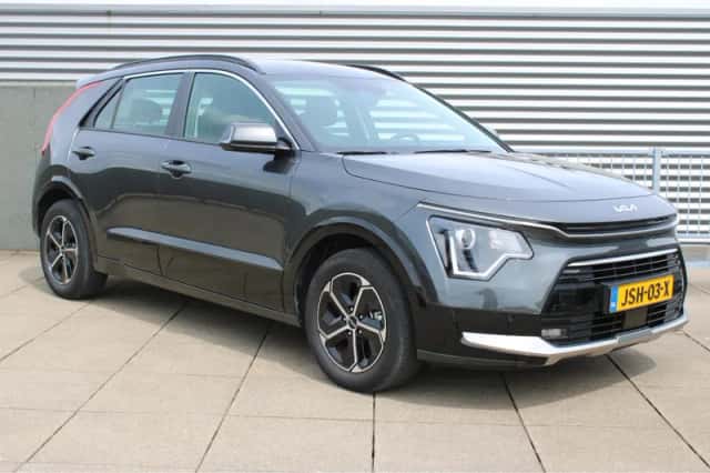 Kia Niro (2026) thumbnail 2