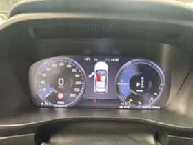 Volvo XC40 (2020) thumbnail 7