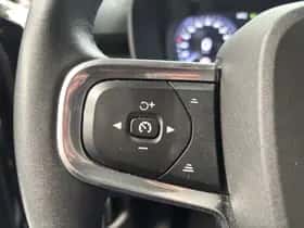 Volvo XC40 (2020) thumbnail 10