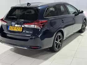 Toyota Auris (2017) thumbnail 22