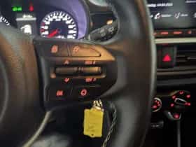 Kia Picanto (2023) thumbnail 33