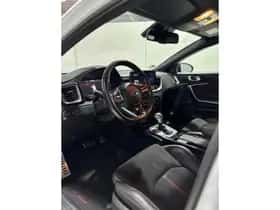 Kia Proceed (2021) thumbnail 16