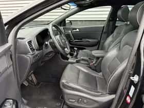 Kia Sportage (2016) thumbnail 61