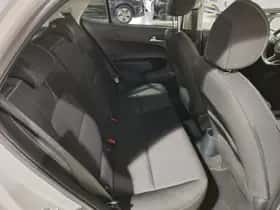 Kia Picanto (2021) thumbnail 11