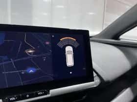 Toyota C-HR (2024) thumbnail 12
