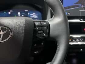 Toyota C-HR (2024) thumbnail 21