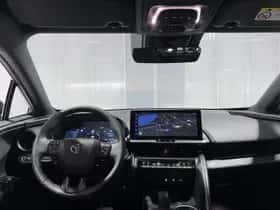 Toyota C-HR (2024) thumbnail 10