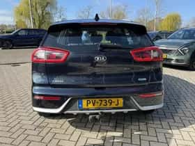 Kia Niro (2017) thumbnail 5