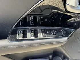 Kia Niro (2017) thumbnail 45