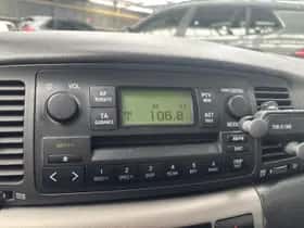 Toyota Corolla (2004) thumbnail 13