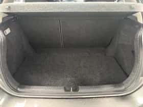 Toyota Corolla (2004) thumbnail 16