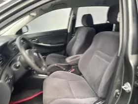 Toyota Corolla (2004) thumbnail 26