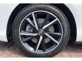 Toyota Auris (2018) thumbnail 34
