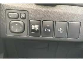 Toyota Auris (2018) thumbnail 52