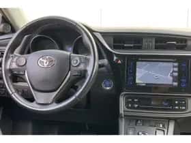 Toyota Auris (2018) thumbnail 10