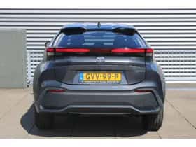 Toyota C-HR (2024) thumbnail 6
