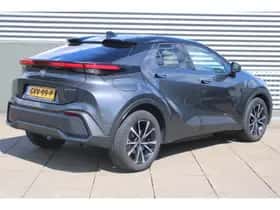 Toyota C-HR (2024) thumbnail 7