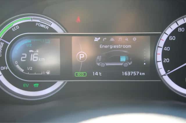 Kia Niro (2017) thumbnail 20