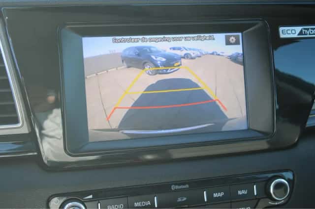 Kia Niro (2017) thumbnail 23