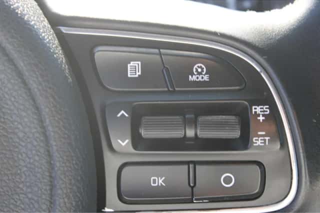 Kia Niro (2017) thumbnail 27