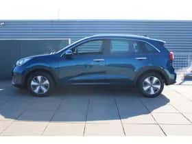 Kia Niro (2017) thumbnail 4
