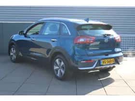 Kia Niro (2017) thumbnail 5