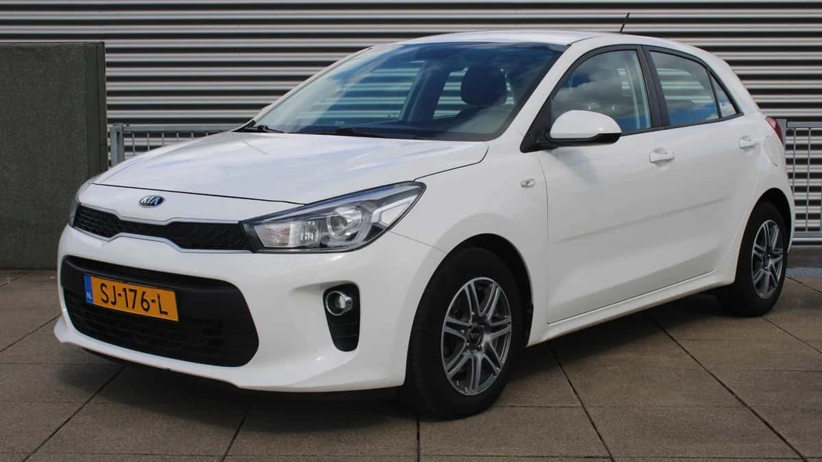 Kia Rio (2018) — foto 1