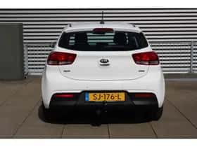 Kia Rio (2018) thumbnail 6