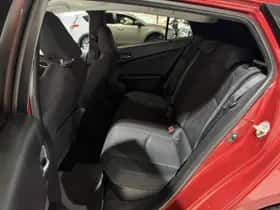 Toyota Prius (2017) thumbnail 33