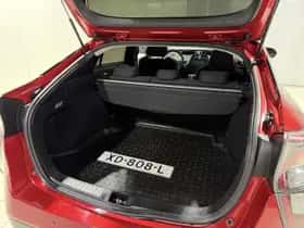 Toyota Prius (2017) thumbnail 34