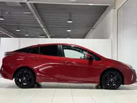 Toyota Prius (2017) thumbnail 45