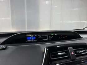 Toyota Prius (2017) thumbnail 46